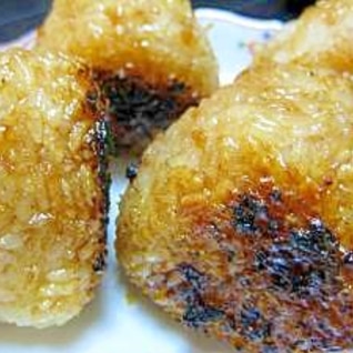 焼鳥屋の味を再現！焼きおにぎり